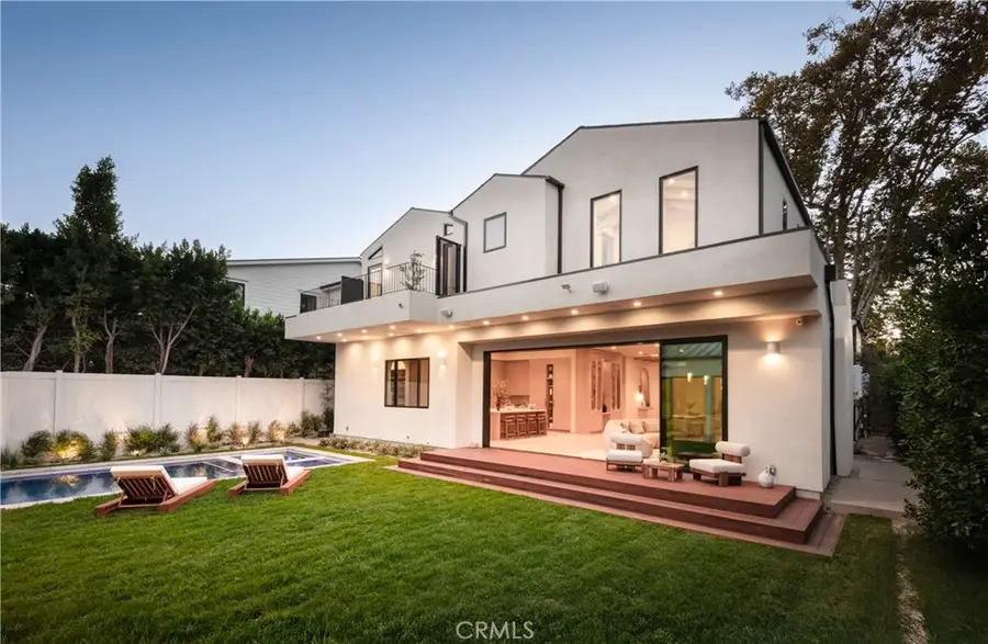 4170 Sunnyslope Avenue, Sherman Oaks, CA 91423 - #3