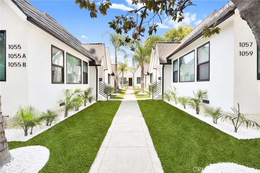 1055 Allen, Glendale, CA 91201 - Image #2