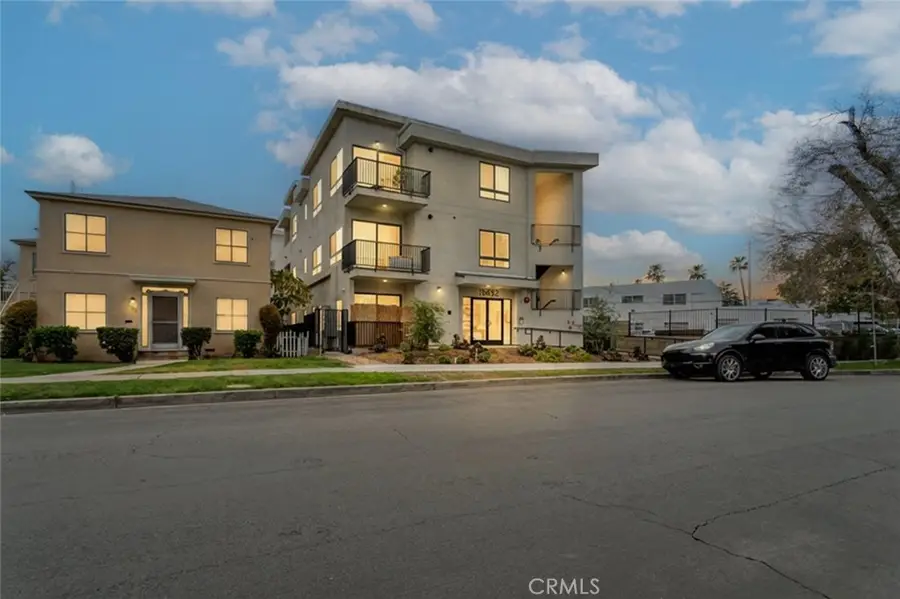 10652 Whipple Street, North Hollywood, CA 91602 - #2