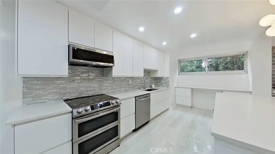 10450 Wilshire Boulevard #2A, Los Angeles, CA 90024 - #2