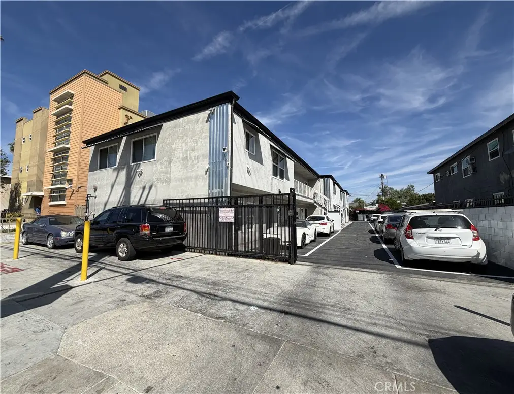 13445 Vanowen Street, Van Nuys, CA 91405 - #1