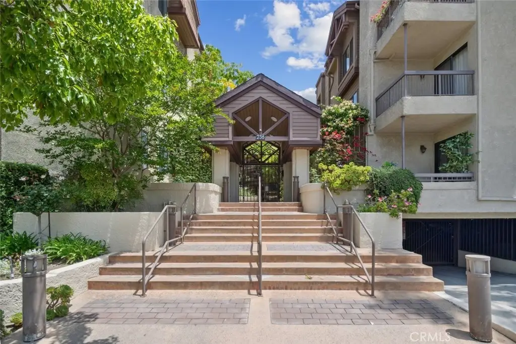 236 N Louise Street #104, Glendale, CA 91206 - #1