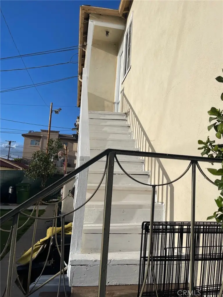 7313 Bakman Ave, Sun Valley, CA 91352 - #3