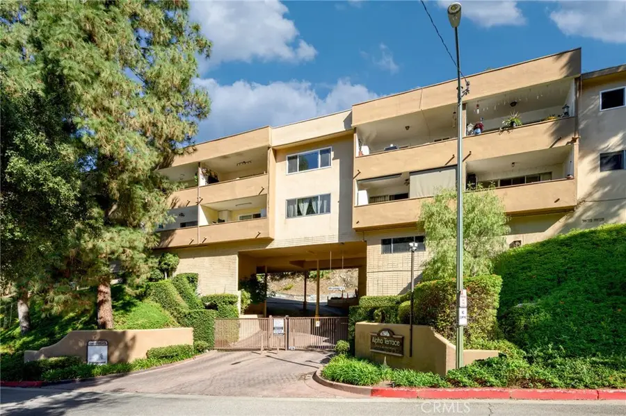 1935 Alpha #214, Glendale, CA 91208 - #2