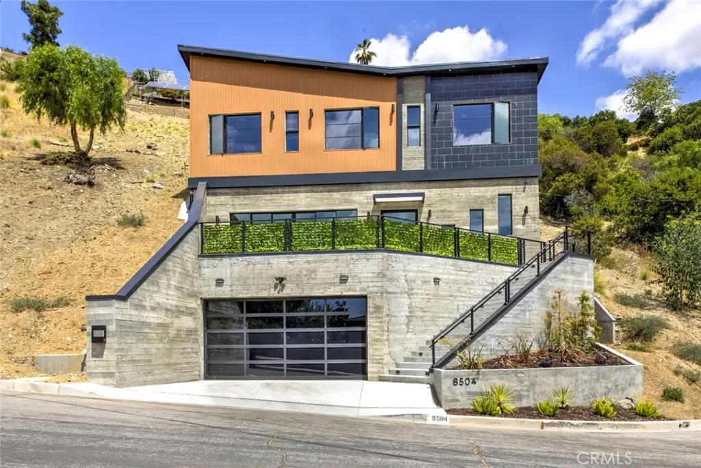 8504 Outland View, Sun Valley, CA 91352 - #1