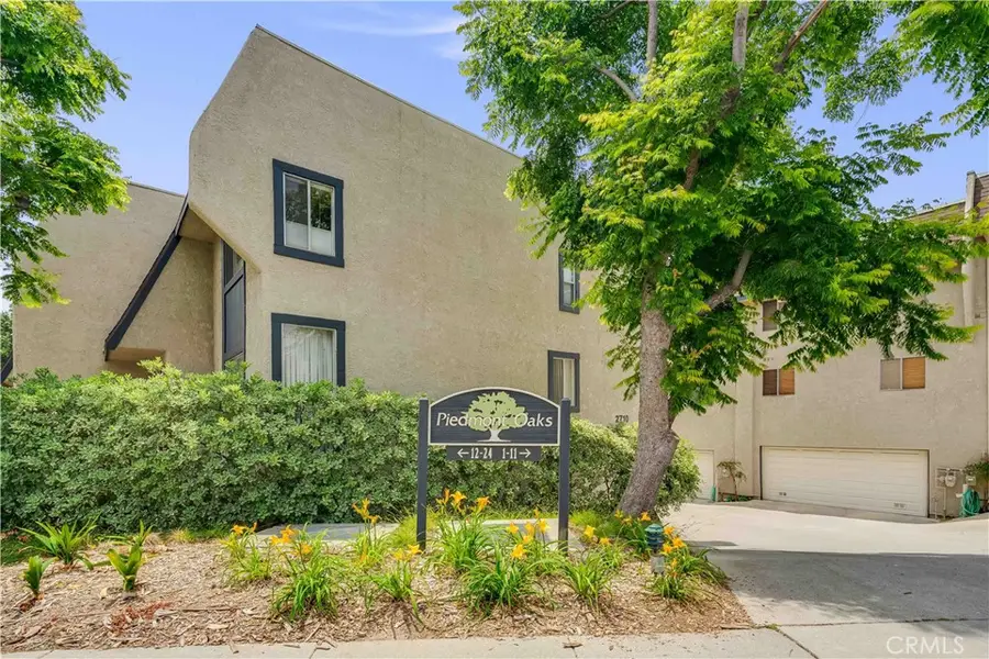 2710 Piedmont #23, Montrose, CA 91020 - #2
