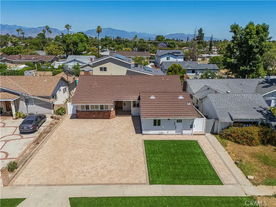 10024 Norwich Avenue, San Fernando, CA 91345 - #2