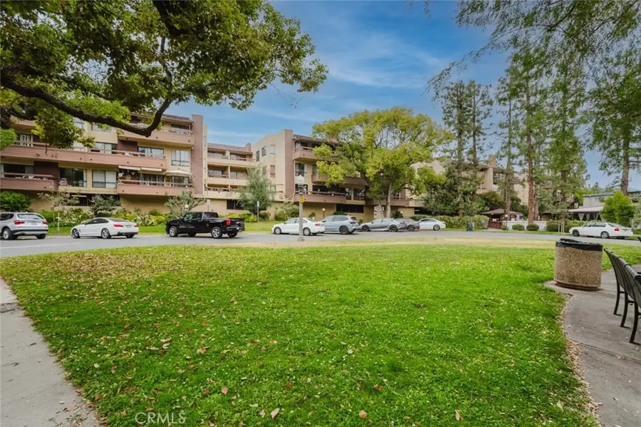 444 Piedmont Avenue #129, Glendale, CA 91206 - #2