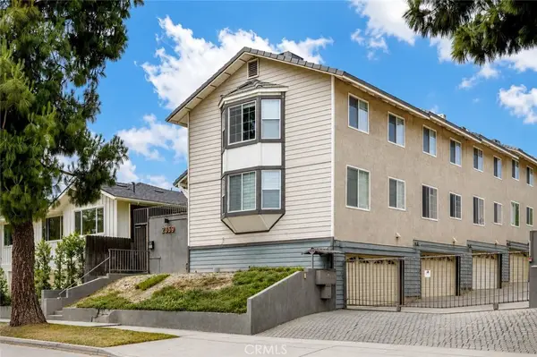 2359 Mira Vista Avenue #F, Montrose, CA 91020