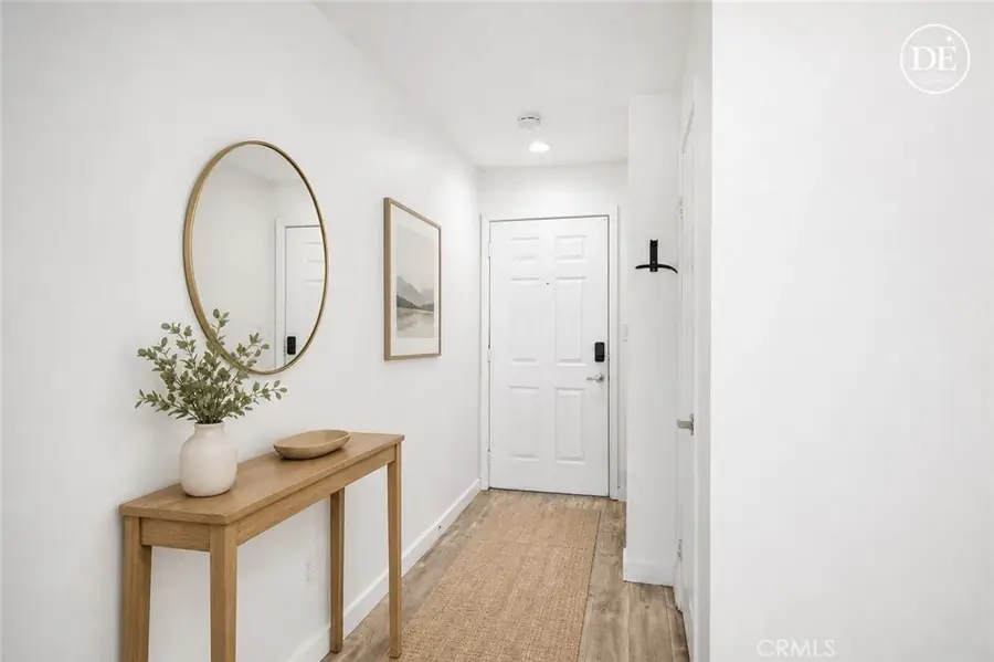 2359 Mira Vista Avenue #F, Montrose, CA 91020 - #3