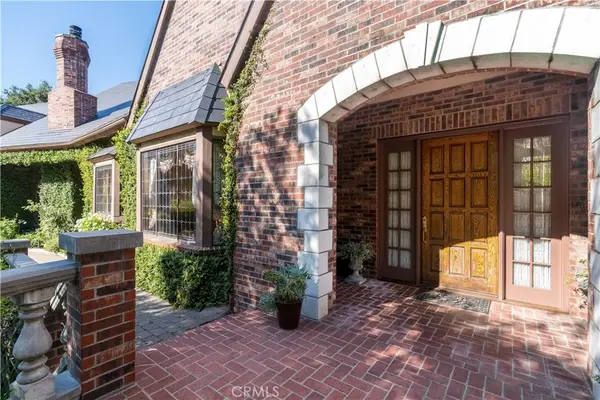 375 Berkshire Avenue, La Canada Flintridge, CA 91011