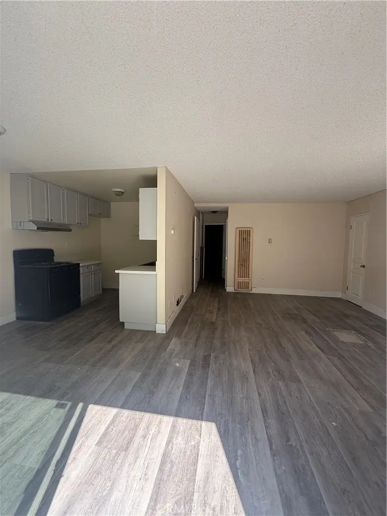 14805 Chase Street #107, Panorama City, CA 91402 - #1