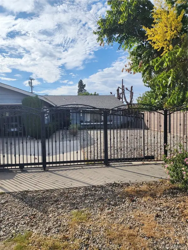 10883 Vinedale, Sun Valley, CA 91352