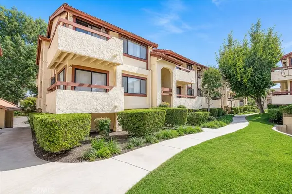 27919 Sarabande Lane #422, Canyon Country, CA 91387