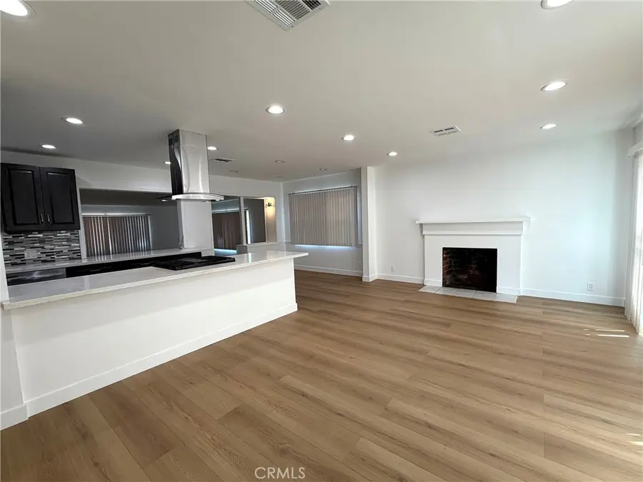 7112 Teesdale, North Hollywood, CA 91605 - #3