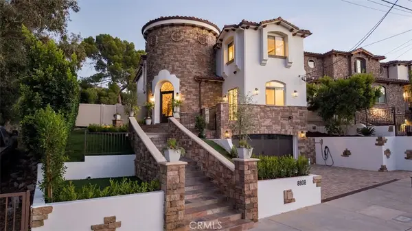8808 Yates Street, Sunland, CA 91040