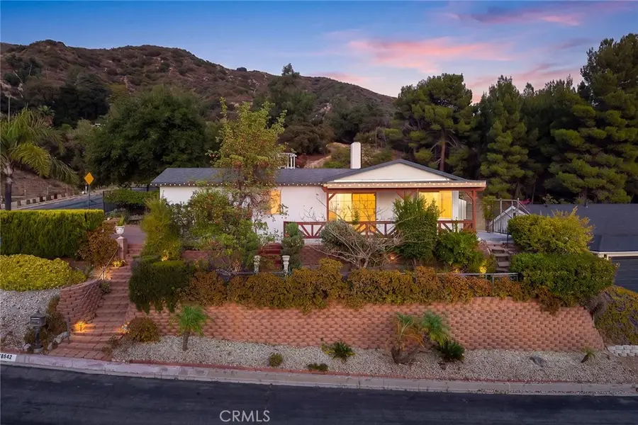 10842 Owens, Tujunga, CA 91042 - #2