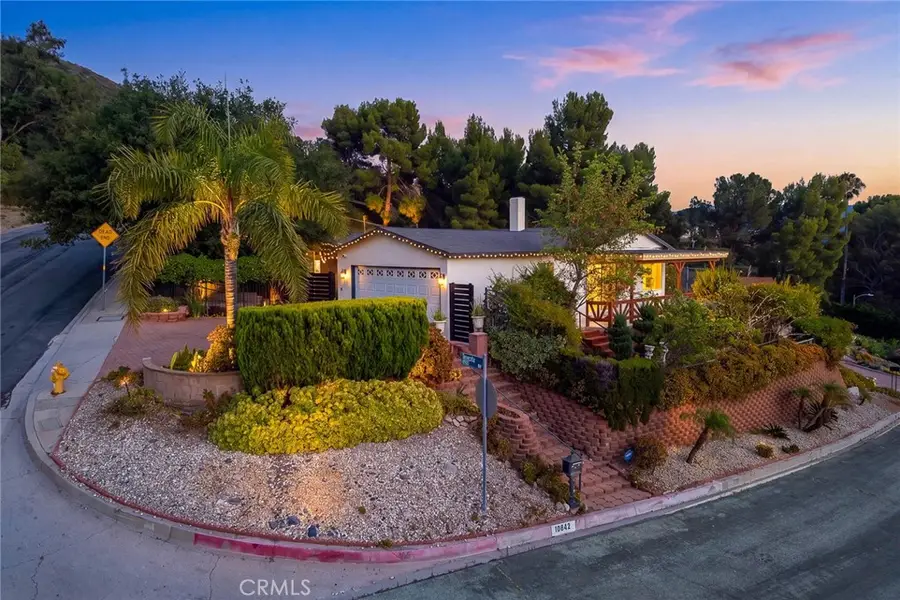 10842 Owens, Tujunga, CA 91042 - #3