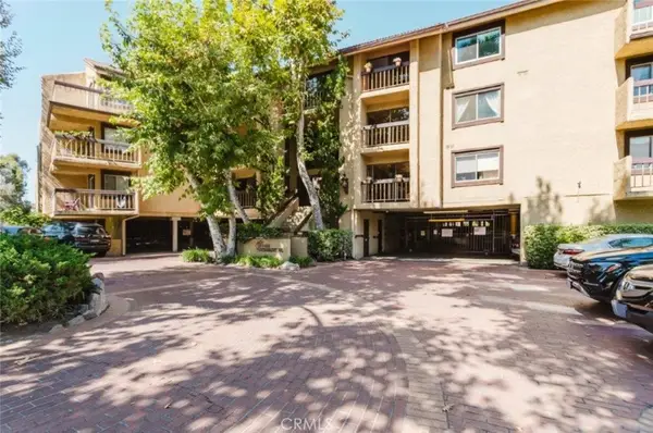 3481 Stancrest Drive #334, Glendale, CA 91208