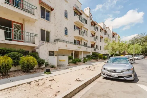 13220 Valleyheart Drive #202, Studio City, CA 91604