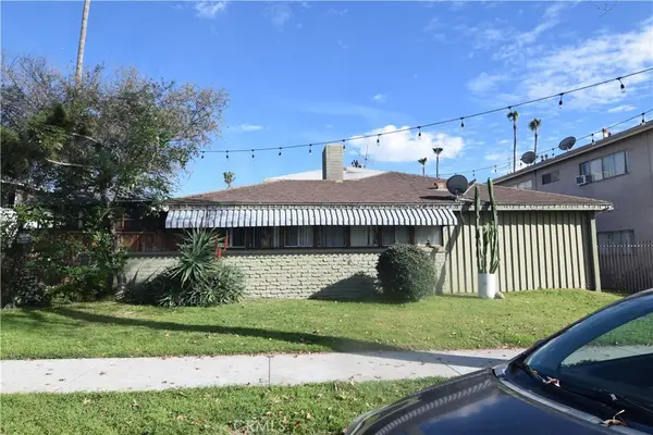 6708 Whitsett, North Hollywood, CA 91606