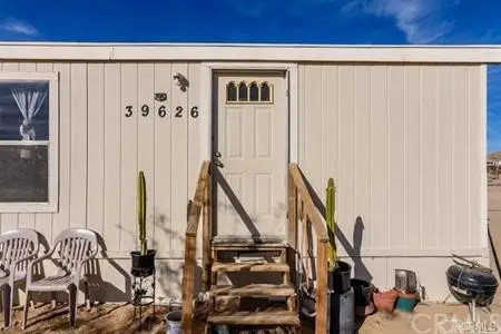39626 E End Road, Lucerne Valley, CA 92356 - #2