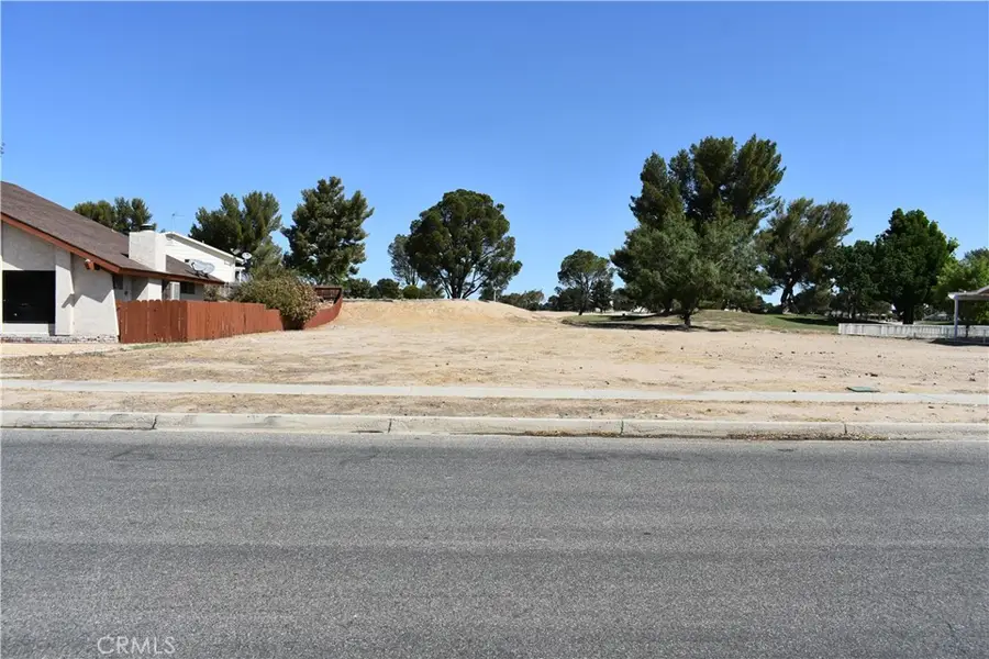 27392 Cloverleaf Drive, Helendale, CA 92342 - Image #3