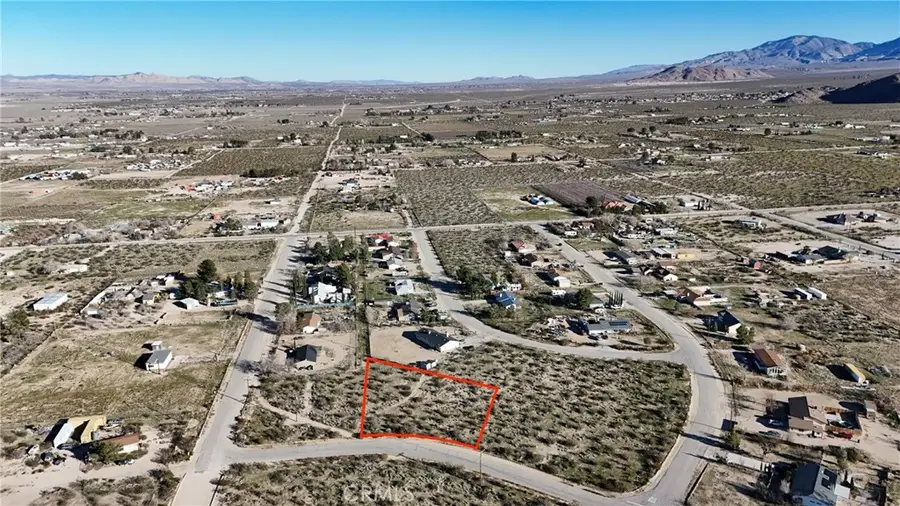 501 Sharon Avenue, Lucerne Valley, CA 92356 - #3