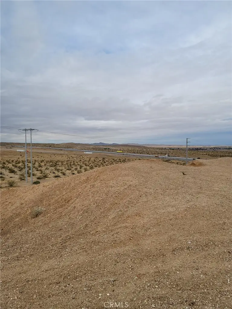 4 P Street, Barstow, CA 82311 - Image #2