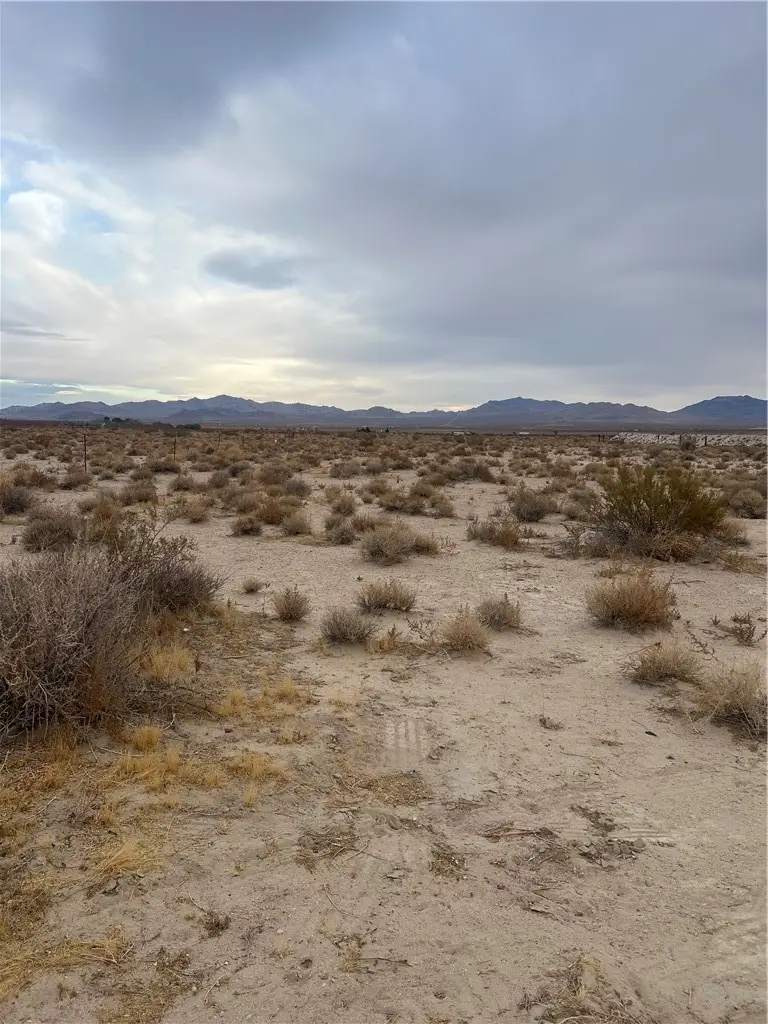 30002 Pipeline Road, Lucerne Valley, CA 92356 - Image #1