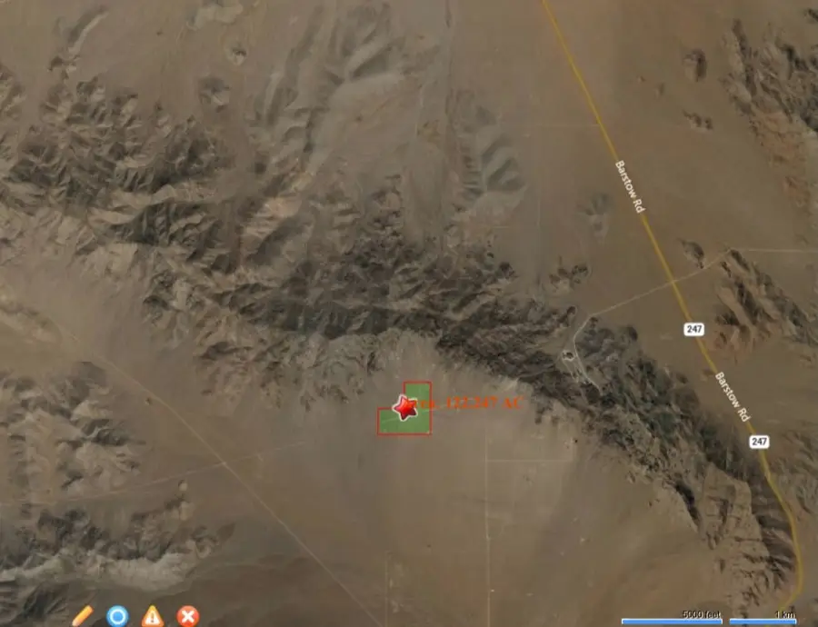 30002 Pipeline Road, Lucerne Valley, CA 92356 - Image #3