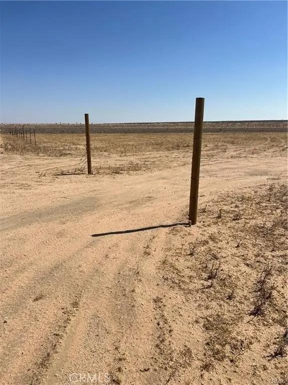 1 N Buckthorne Road, Helendale, CA 92342 - Image #1