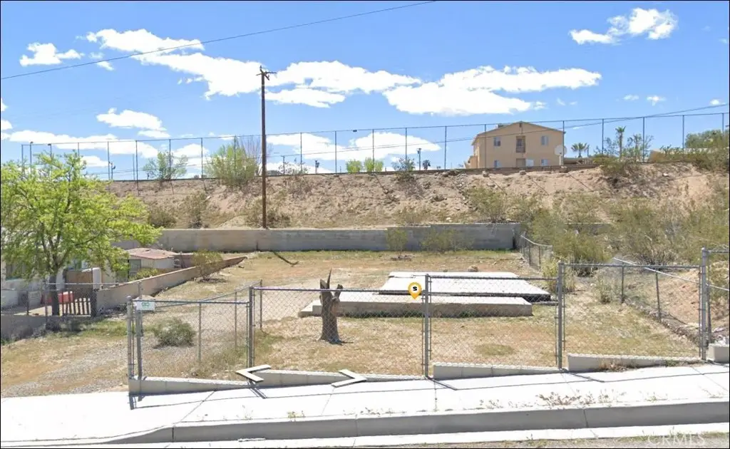 524 Pioneer Street, Barstow, CA 92311 - #1