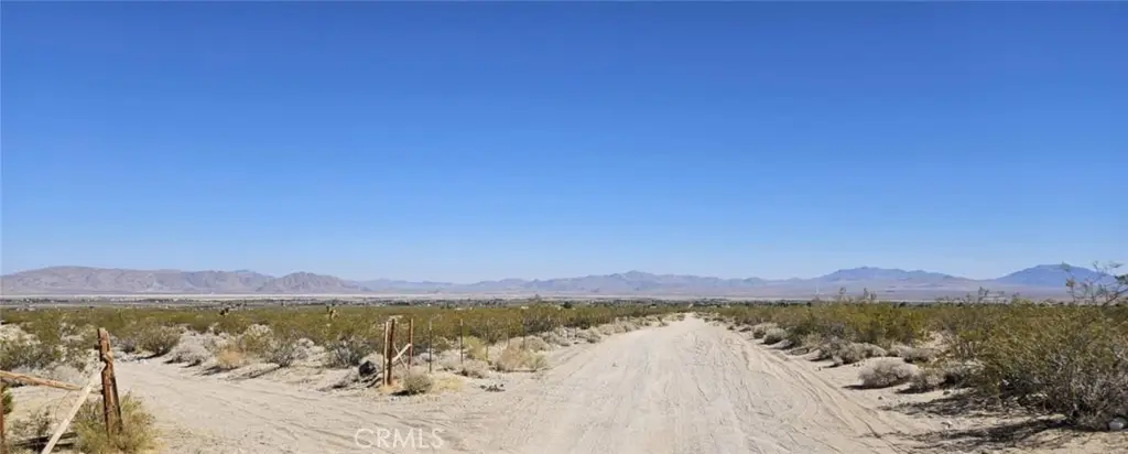 800 Visalia Avenue, Lucerne Valley, CA 92356 - Image #1