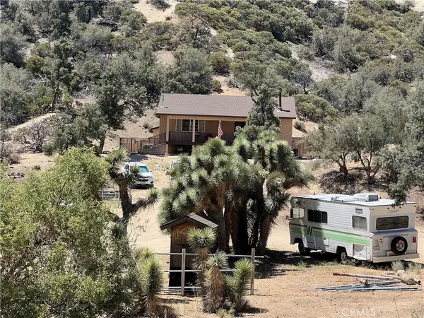 3215 Whispering Pines Road, Wrightwood, CA 92371