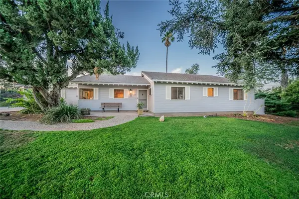 1037 W Sunset Drive, Redlands, CA 92373