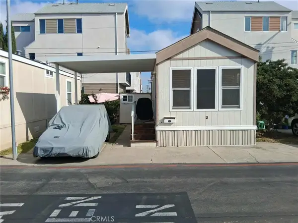 525 Fairfax Drive #2, Costa Mesa, CA 92627