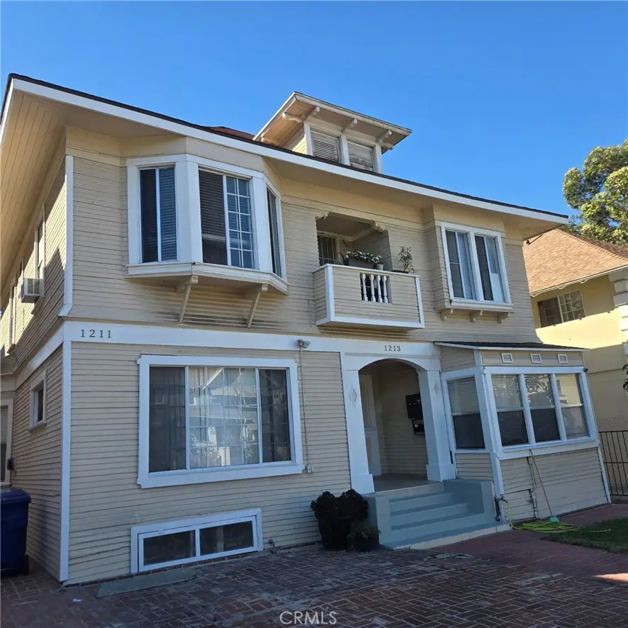 1211 Elden Ave., Los Angeles, CA 90006 - #2