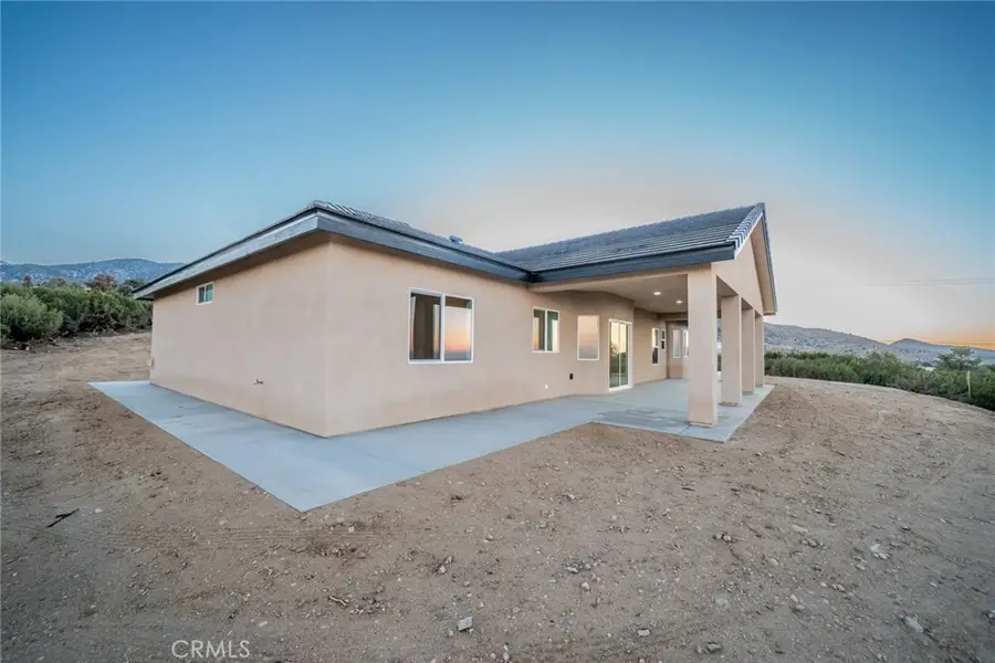 1112 Hollister, Pinon Hills, CA 92372 - #3