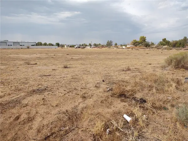 0 Esaws Avenue, Apple Valley, CA 92307