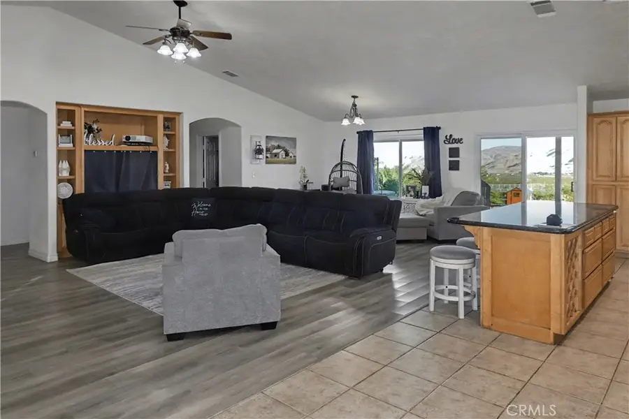30788 Buenos Aires, Lucerne Valley, CA 92356 - Image #3