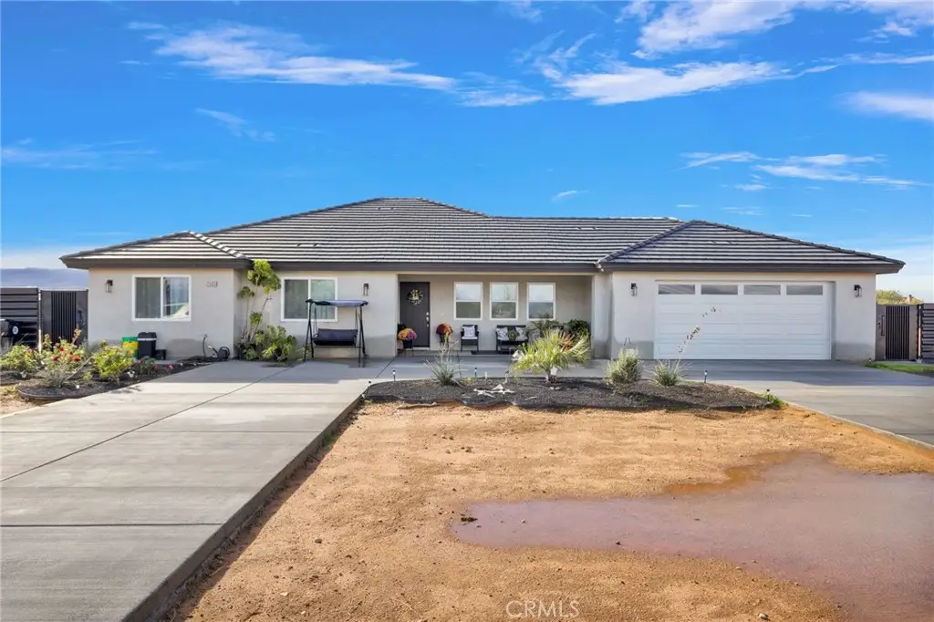 21533 Del Oro Road, Apple Valley, CA 92307 - #1