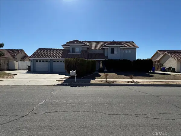 20592 Mockingbird Avenue, Apple Valley, CA 92308