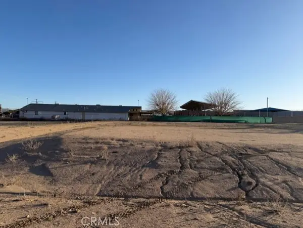 2 Valencia, Hesperia, CA 92345