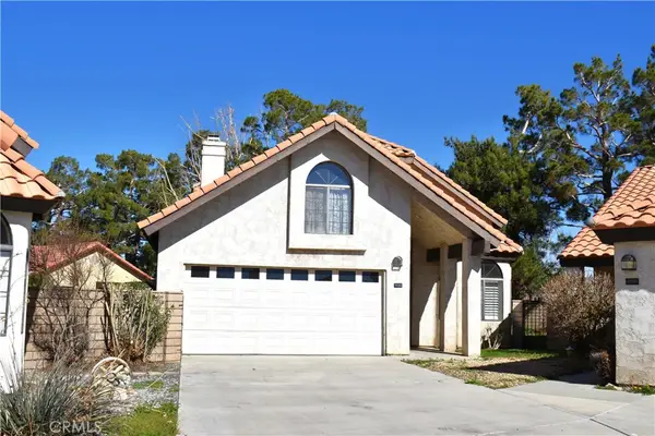 19282 Pine Way, Apple Valley, CA 92308