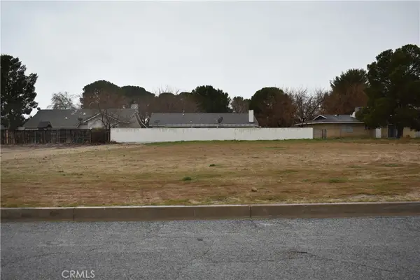 14817 Crofton Lane, Helendale, CA 92342