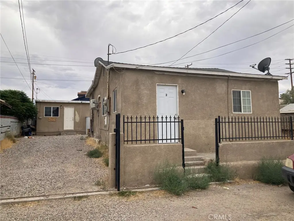 515 Clark, Barstow, CA 92311 - #1