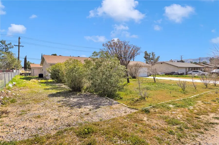 11591 Kiowa Road, Apple Valley, CA 92308 - #2