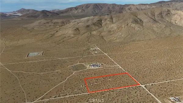 712 Oldenburg Road, Apple Valley, CA 92307