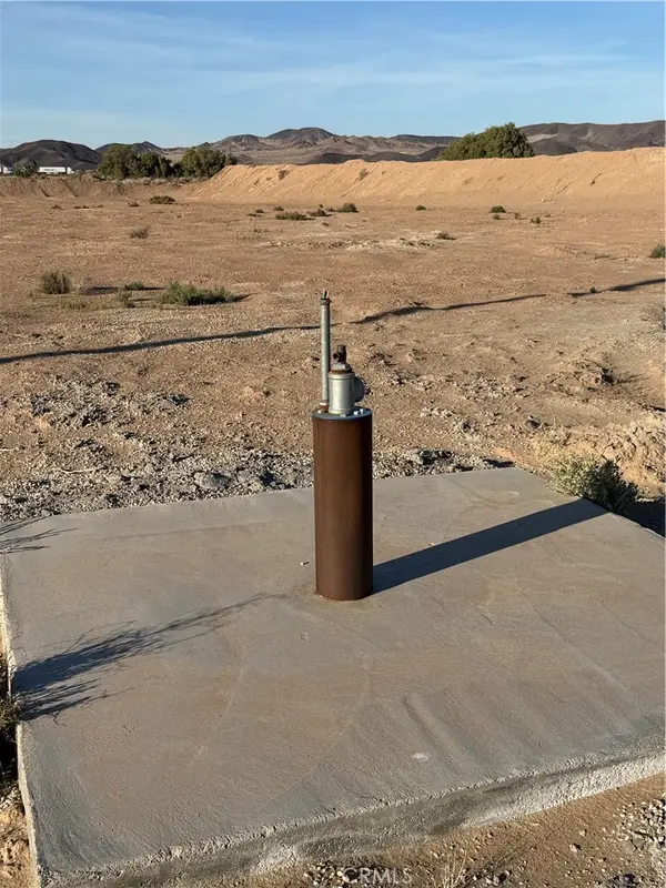 6 Gasco Road, Newberry Springs, CA 92365